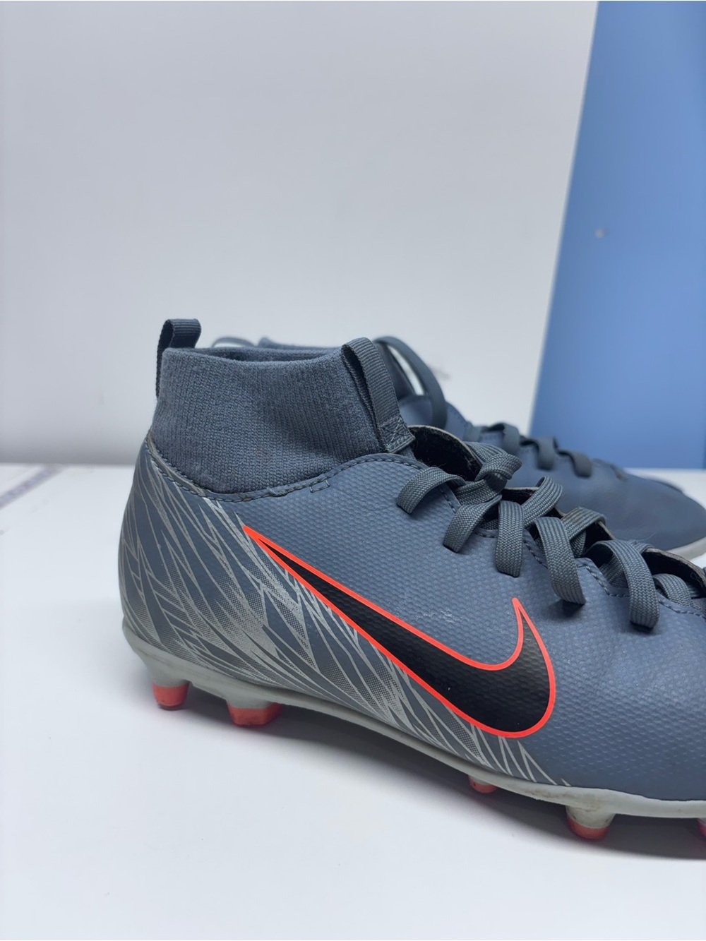 Nike Mercurial Superfly 6
Academy MG "Victory Pack" Soccer Cleats 4Y